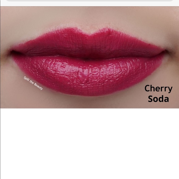 FREE with bundle purchase 💸 NWT Quo Beauty Mini Lipstick Cherry Soda (59) 🍒 - Picture 3 of 8